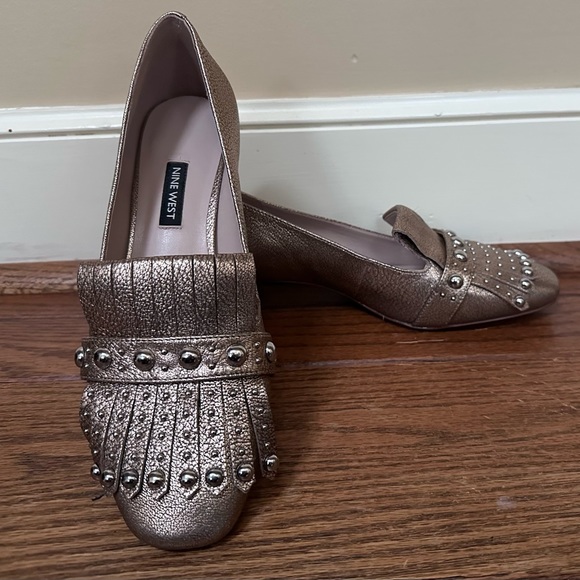 Nine West Wesh Metallic Penny Loafer - Sz 8.5 - worn twice! - Picture 8 of 10
